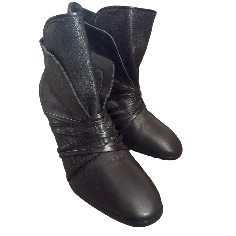 Bernardo Felicity Strappy Leather Chic Ankle Boots Black 10 M